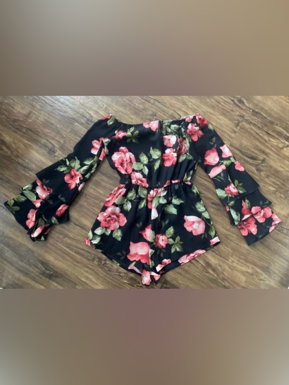 Awoo Bell Sleeve Romper Black Floral Off-Shoulder Outfit Women’s Size Small